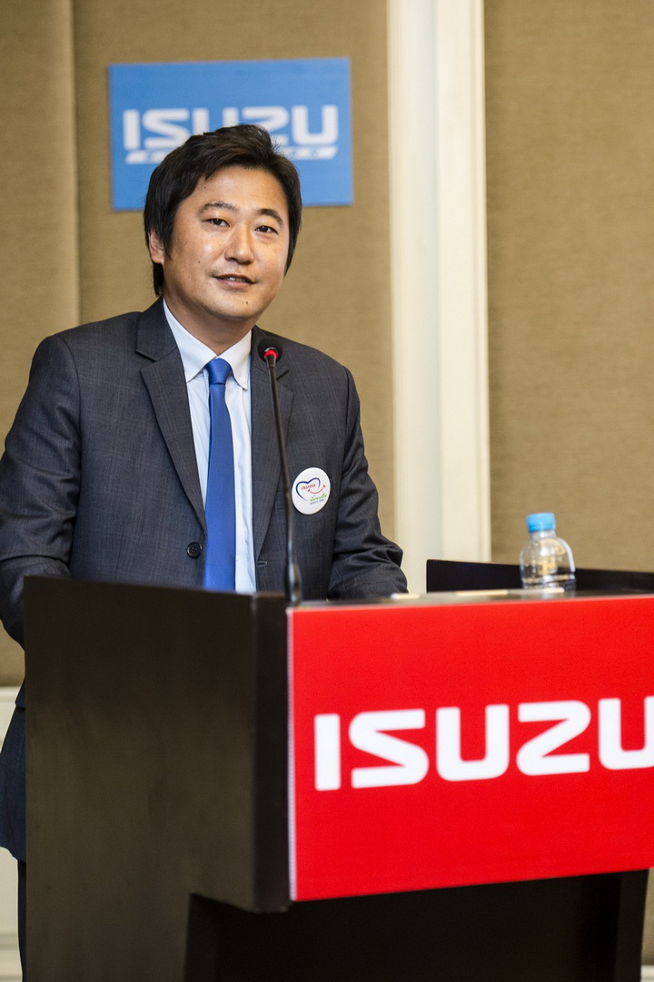 iamcar_isuzu cambodia7